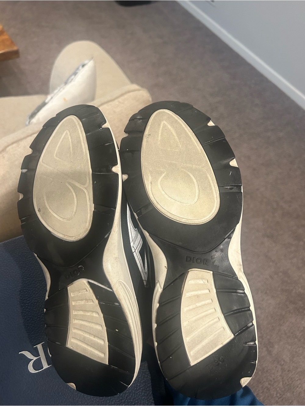 Christian Dior B30 Sneakers - Picture 6 of 10